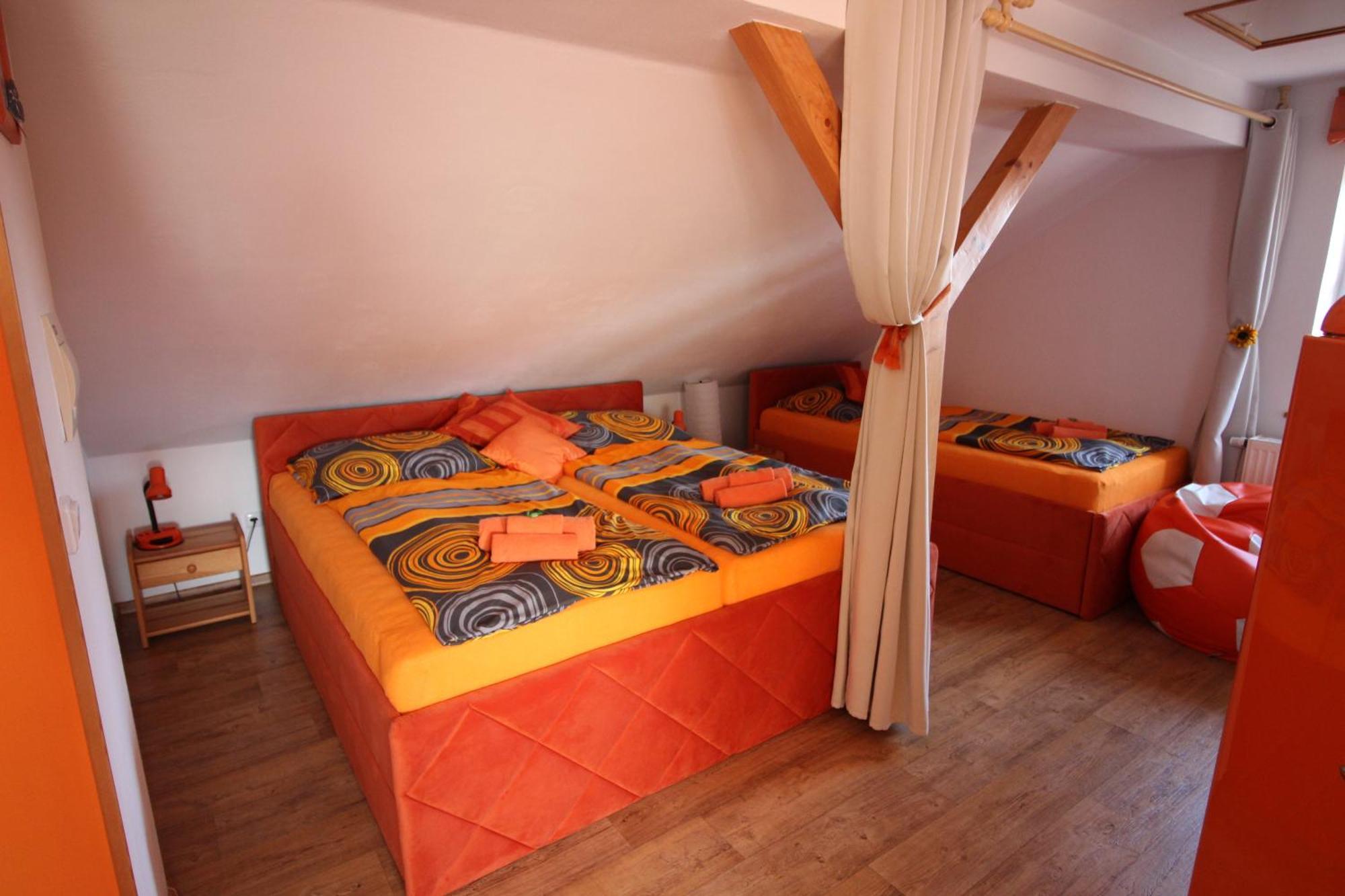 Orange Loft Apartment Kájov Exterior foto